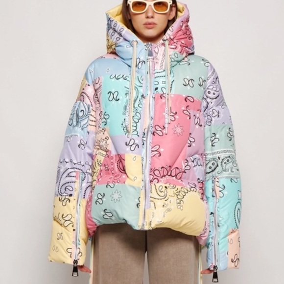 KHRISJOY x The Webster iconic Bandana print pastel puffer coat in pale rainbow - Picture 8 of 9